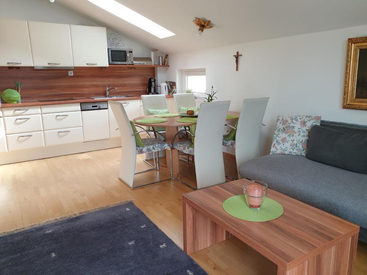 Hofstaetter Ferienwohnung Fliess Bagian luar foto