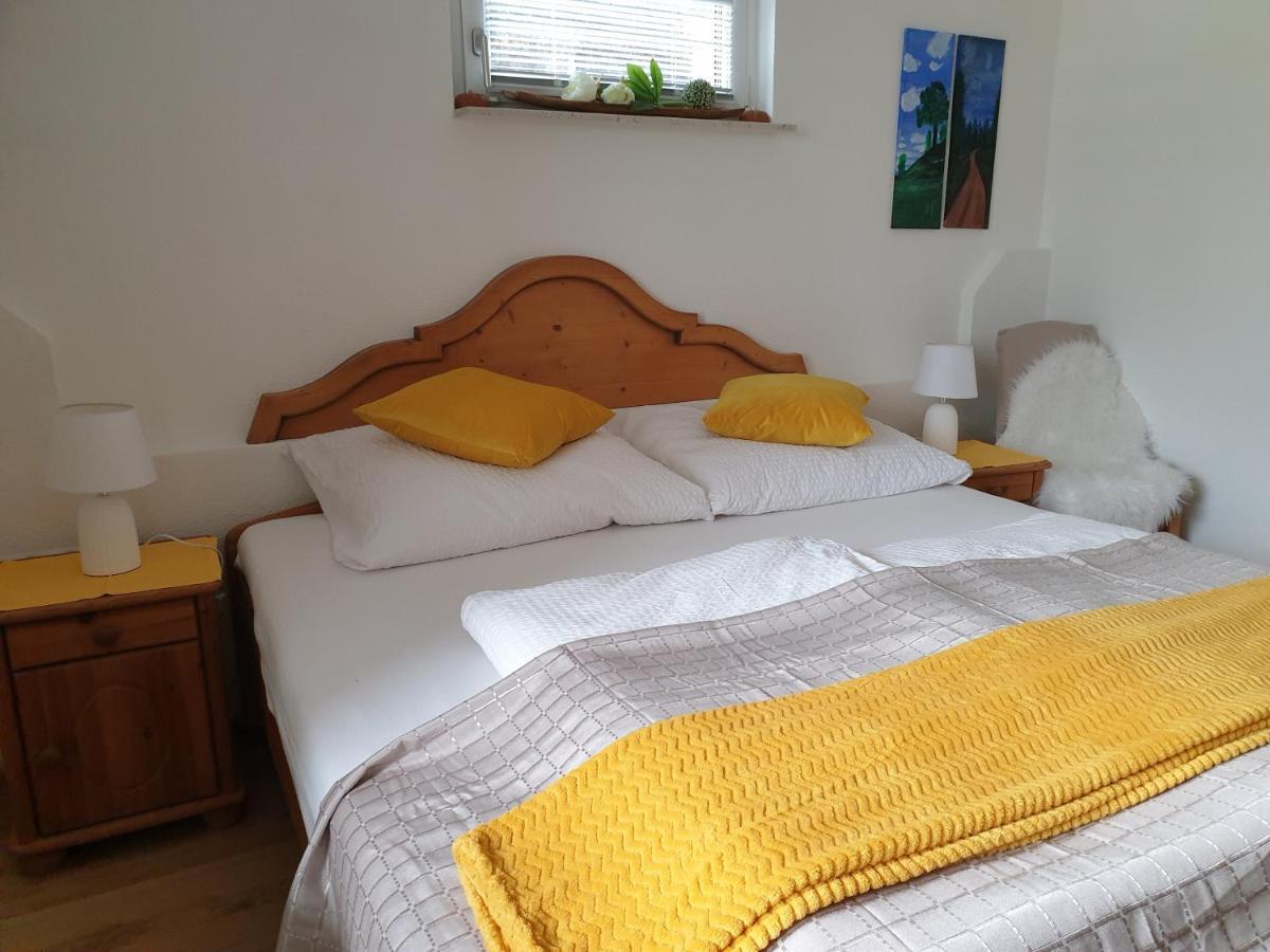 Hofstaetter Ferienwohnung Fliess Bagian luar foto