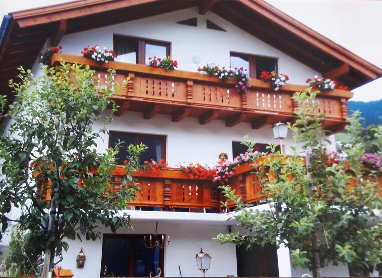 Hofstaetter Ferienwohnung Fliess Bagian luar foto